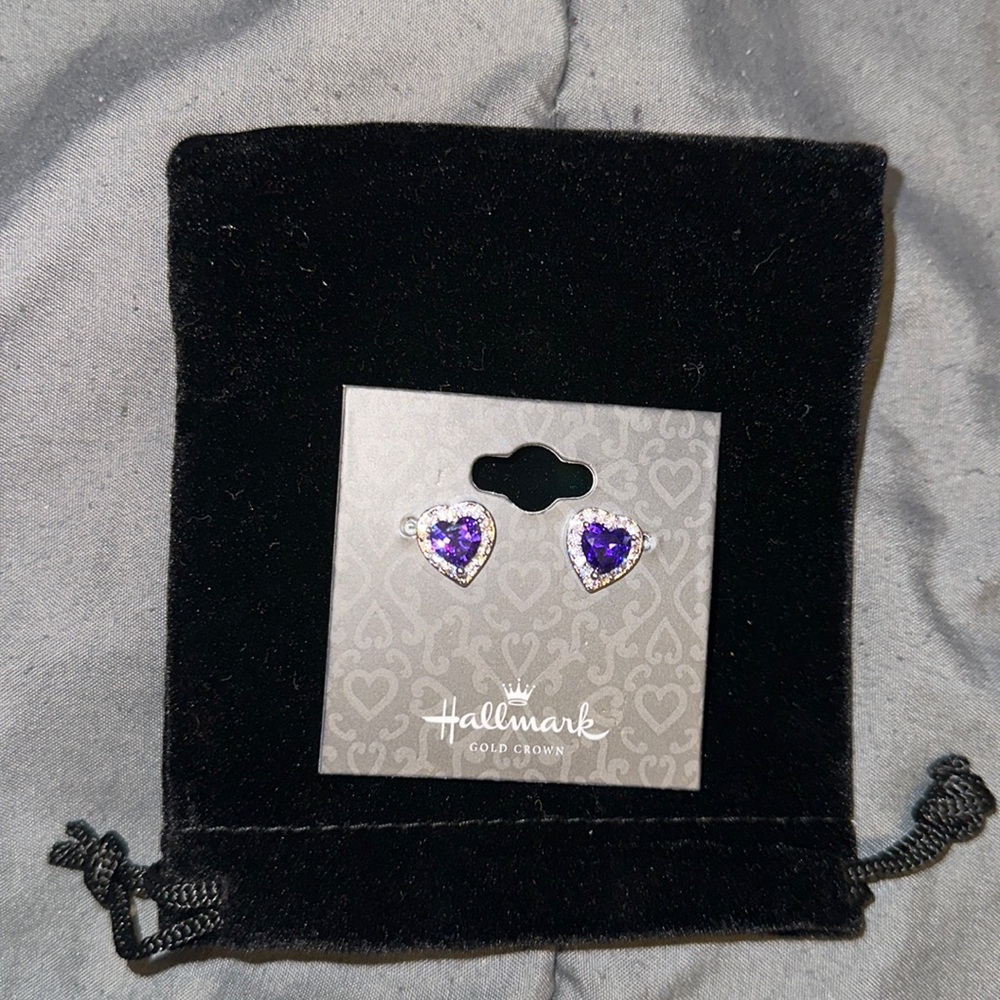 Halo heart sapphire earrings